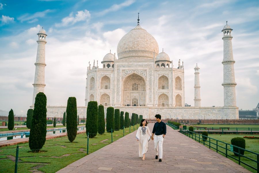 Những góc sống ảo kinh điển của du khách tại Taj Mahal