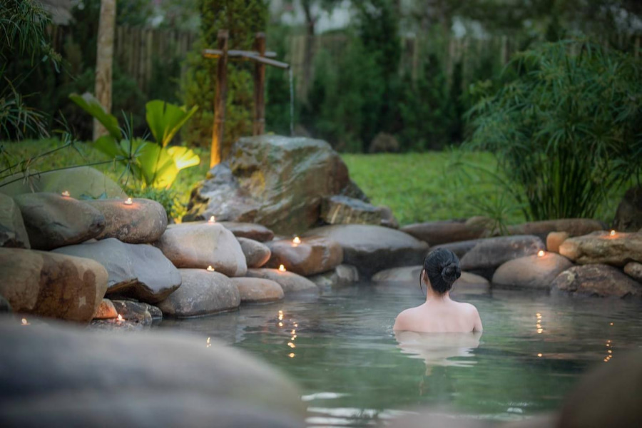 Nhật Bản tự hào có vô vàn loại hình Onsen Nhật Bản độc đáo, mỗi loại mang đến một trải nghiệm thú vị riêng