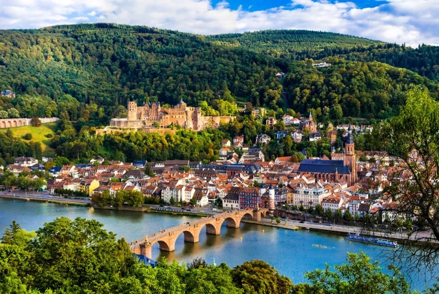 Cảnh quan hài hòa, ngập tràn sắc xuân tại Heidelberg