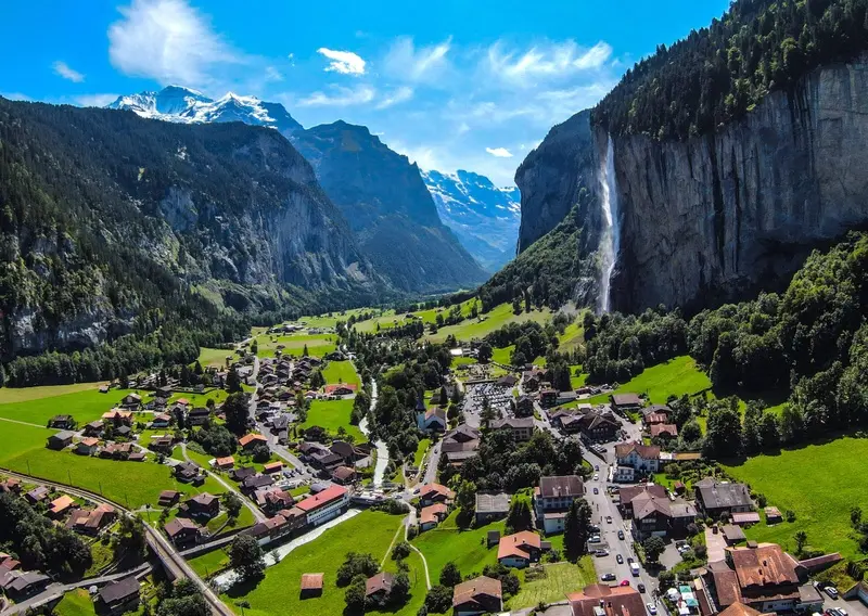 Tham quan và trải nghiệm tại Lauterbrunnen