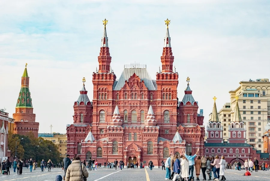 Quảng trường Đỏ tọa lạc ngay trung tâm Moscow
