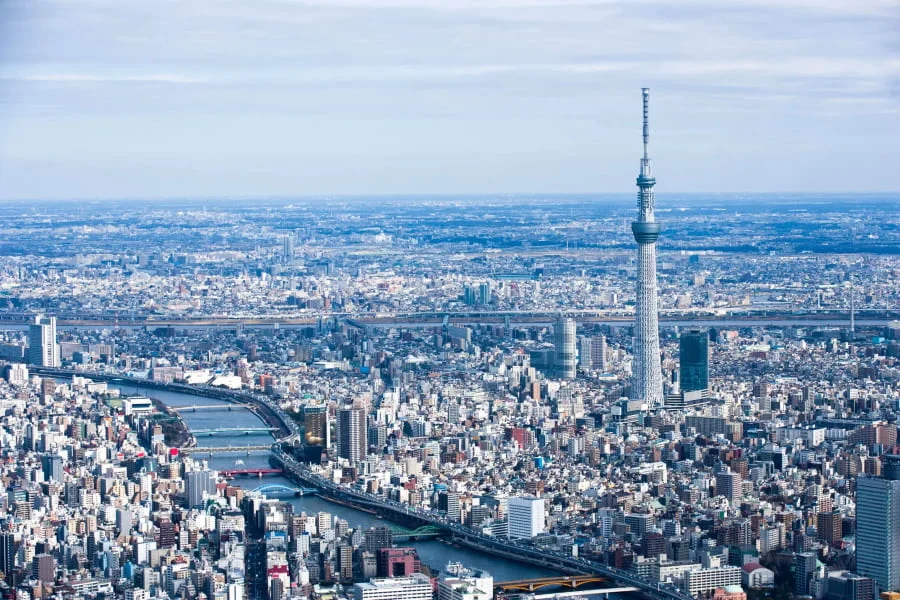 Với chiều cao hơn 634 mét, Tokyo Skytree mang đến cho du khách cơ hội chiêm ngưỡng toàn cảnh 360 độ tuyệt đẹp của Toky