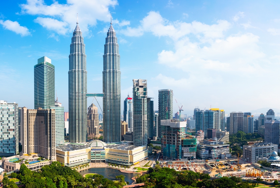 Tháp đôi Petronas là công trình mang tính biểu tượng thể hiện khát vọng vươn lên của Maylaysia