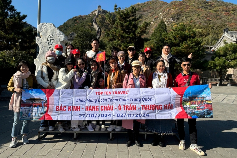 Hành trình khám phá mùa thu Bắc Kinh - Hàng Châu - Ô Trấn - Thượng Hải của đoàn khách Top Ten Travel