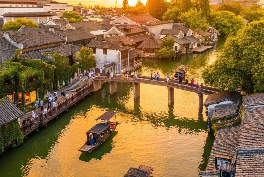 Dạo bước ở Ô Trấn du khách sẽ cảm nhận rõ nét đẹp trầm mặc và lãng mạn của Giang Nam