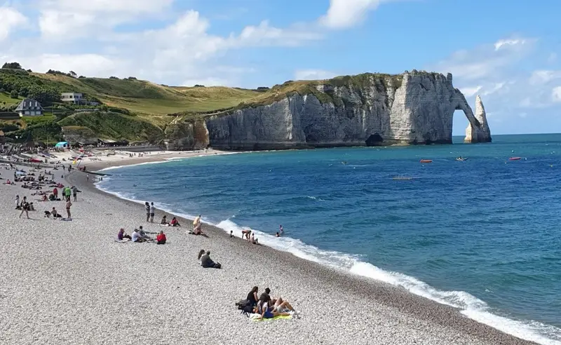 Ngắm nhìn vách đá Étretat ở nhiều nơi