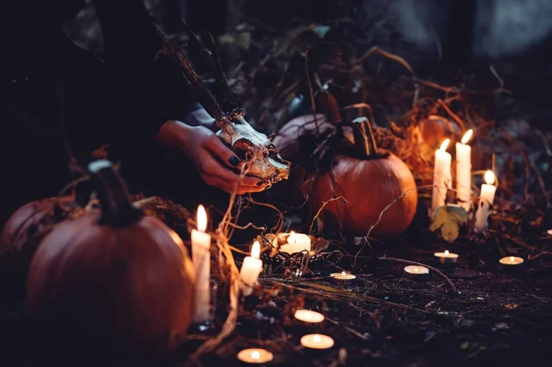 Halloween có mối liên hệ sâu sắc với Samhain, một lễ hội truyền thống của người Ireland cổ