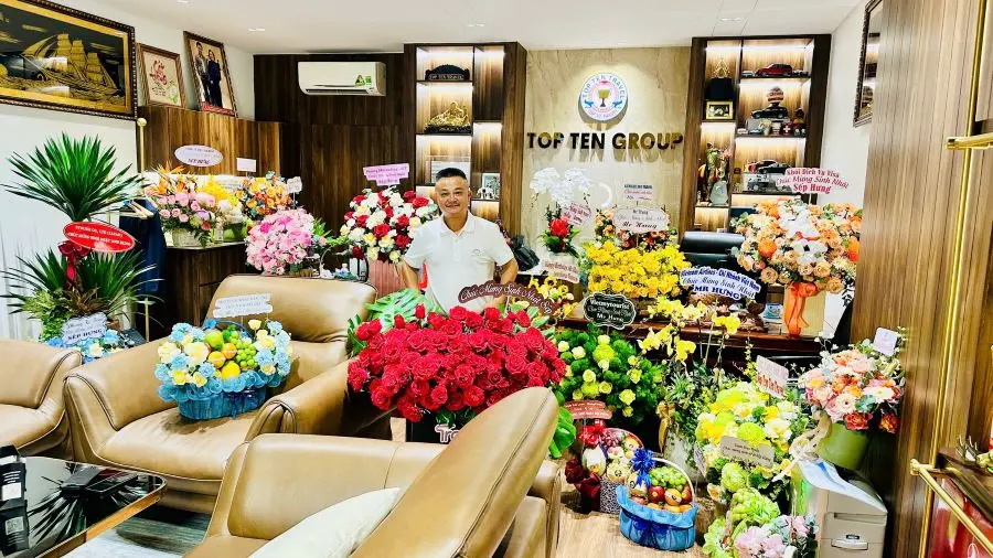 Ông Dương Bá Hưng - Tổng Giám Đốc Top Ten Travel rạng rỡ trong ngày sinh nhật của mình