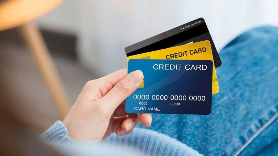Việc mang theo thẻ tín dụng hoặc thẻ ghi nợ quốc tế là vô cùng cần thiết cho chuyến du lịch Hàn Quốc