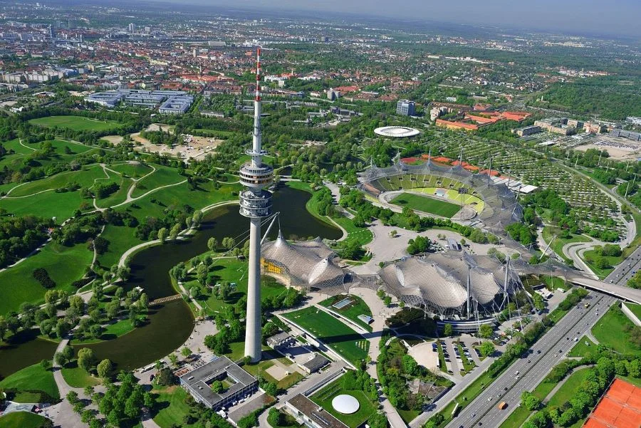 Công viên Olympic là nơi diễn ra nhiều sự kiện văn hoá, xã hội và tôn giáo lớn tại Munich 