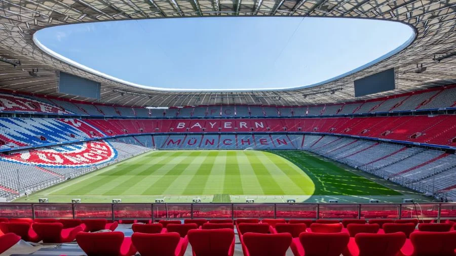 Sân vận động Arena Allianz là sân nhà của đội bóng Bayern Munich - “Hùm xám xứ Bavaria” 11 lần liên tiếp vô địch Bundesliga