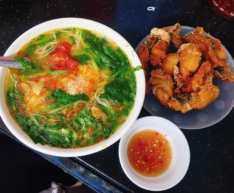 Bát bún cá Hải Phòng vô cùng hấp dẫn