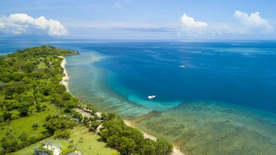 Bãi biển Pemuteran có những rạn san hô lớn nhất tại hòn đảo Bali
