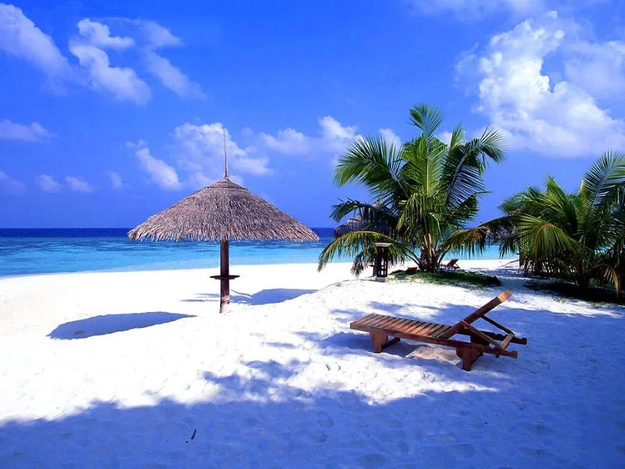 Đừng quên tắm nắng, cưỡi ngựa trên bờ biển, lướt sóng… tại Seminyak bạn nhé!