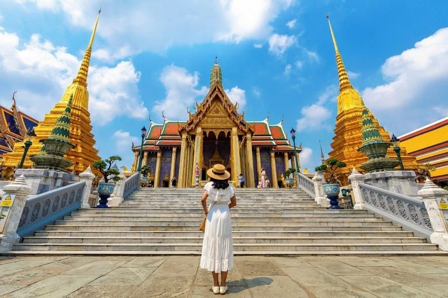 Chùa Phật Ngọc là địa điểm thu hút rất nhiều khách du lịch ghé thăm