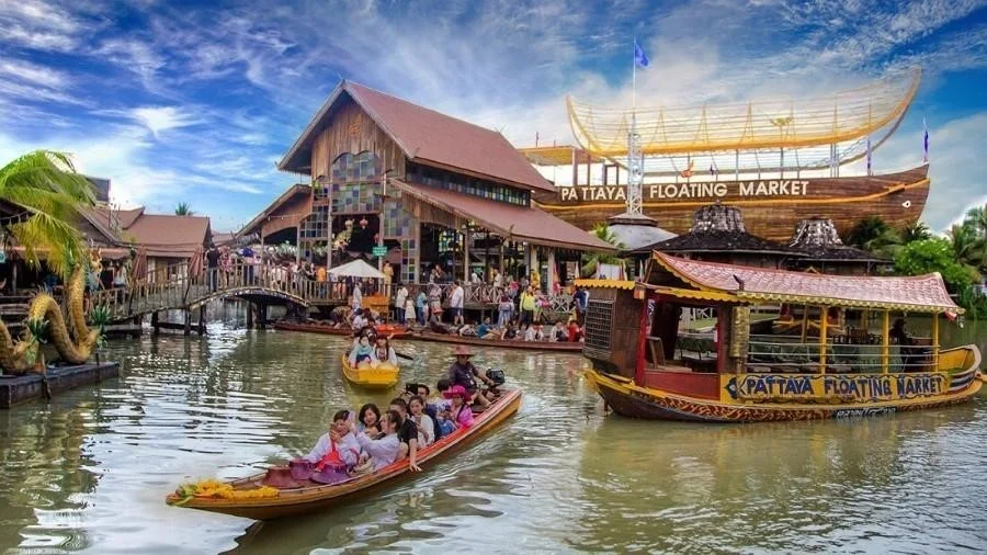 Chợ nổi Bốn Miền Pattaya mang đến những trải nghiệm khó quên