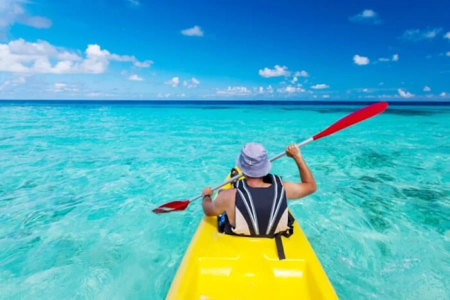 Trải nghiệm cảm giác chèo thuyền Kayak ở Phú Quốc.