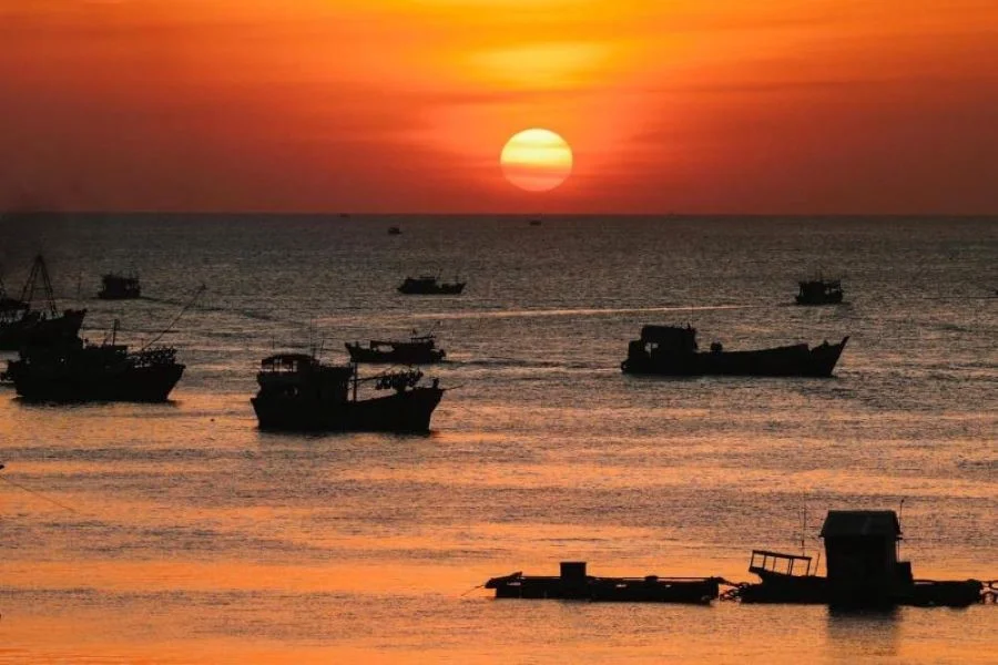 Thưởng lãm cảnh sắc hoàng hôn tại Phú Quốc