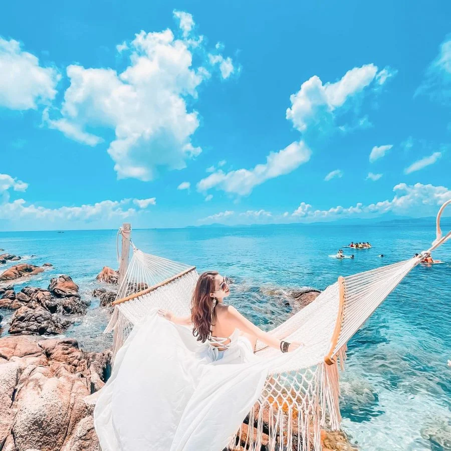 Bên cạnh bờ biển cũng có rất nhiều góc để sống ảo