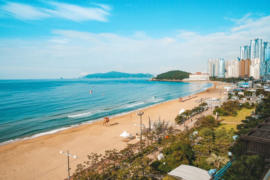 Khám phá những bãi biển siêu đẹp tại Hàn Quốc cũng là một ý tưởng hay cho mùa hè năm nay