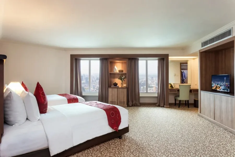 Đến Baiyoke Sky Thái Lan, bạn sẽ được trải nghiệm cảm giác nghỉ dưỡng tại khách sạn 4 sao với chất lượng tuyệt vời