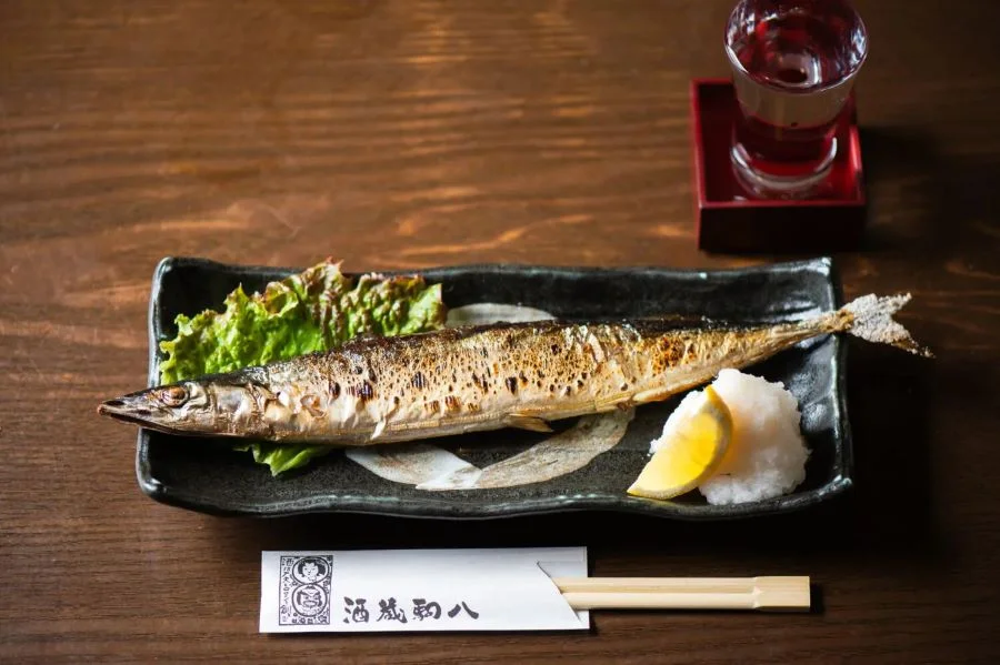 Sanma hay còn gọi là “cá thu đao” là món ngon tượng trưng cho ẩm thực mùa thu Nhật Bản