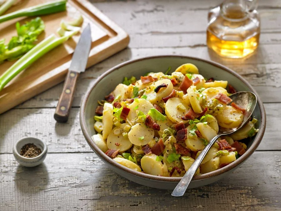 Salad khoai tây là món ngon dễ ăn, dễ tiêu hóa và cực kỳ tốt cho sức khỏe