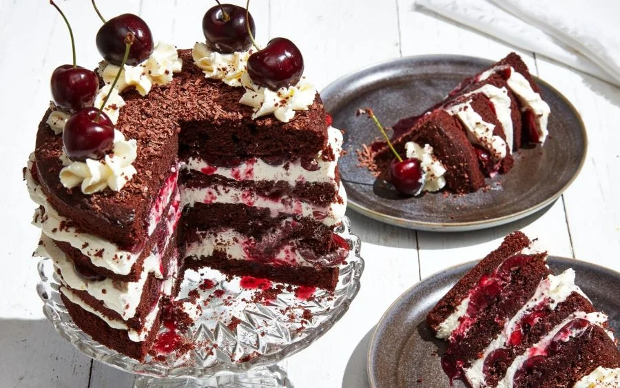 Black Forest là một món bánh tráng miệng cực kỳ được ưa chuộng tại Đức