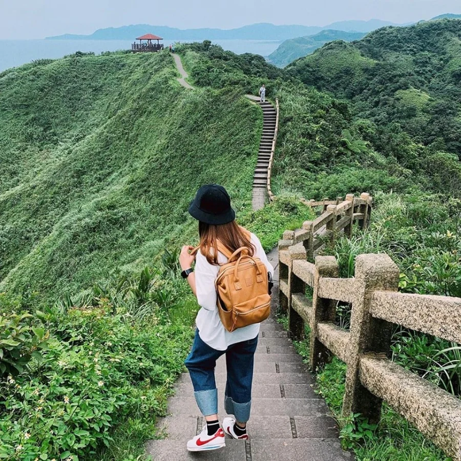  Mũi Bitou Jiao hiện lên như một viên ngọc ẩn mình, chờ đợi du khách đến khám phá