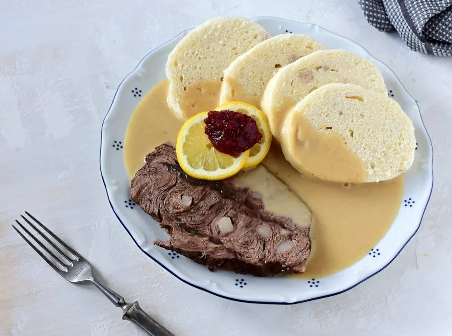 Hương vị thơm ngon độc đáo của Svíčková làm hài lòng ngay cả những thực khách khó tính nhất