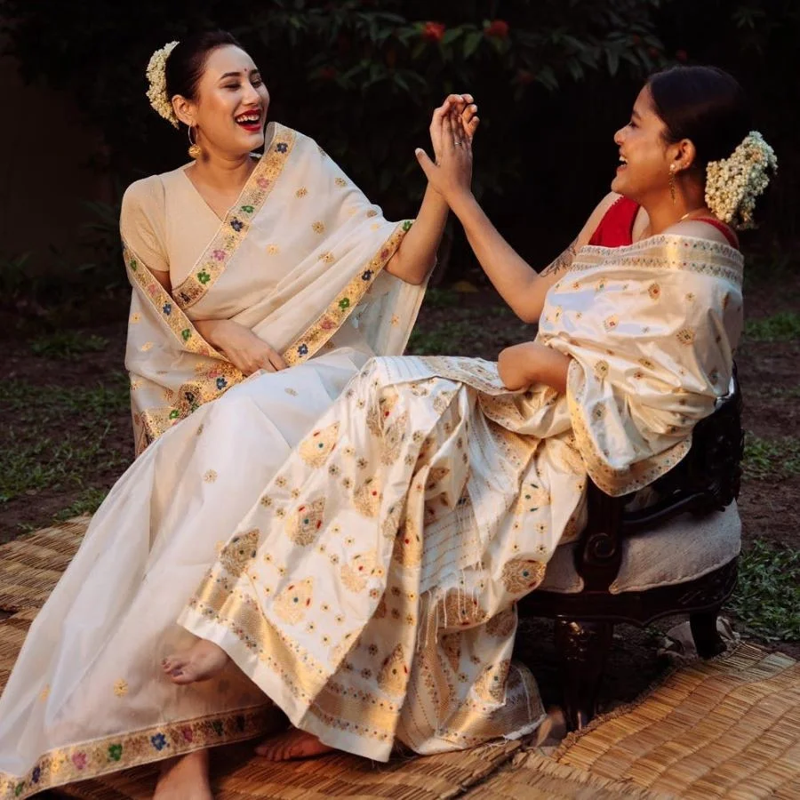 Mekhela Sador là trang phục truyền thống được nhiều người phụ nữ ở Ấn Độ yêu thích