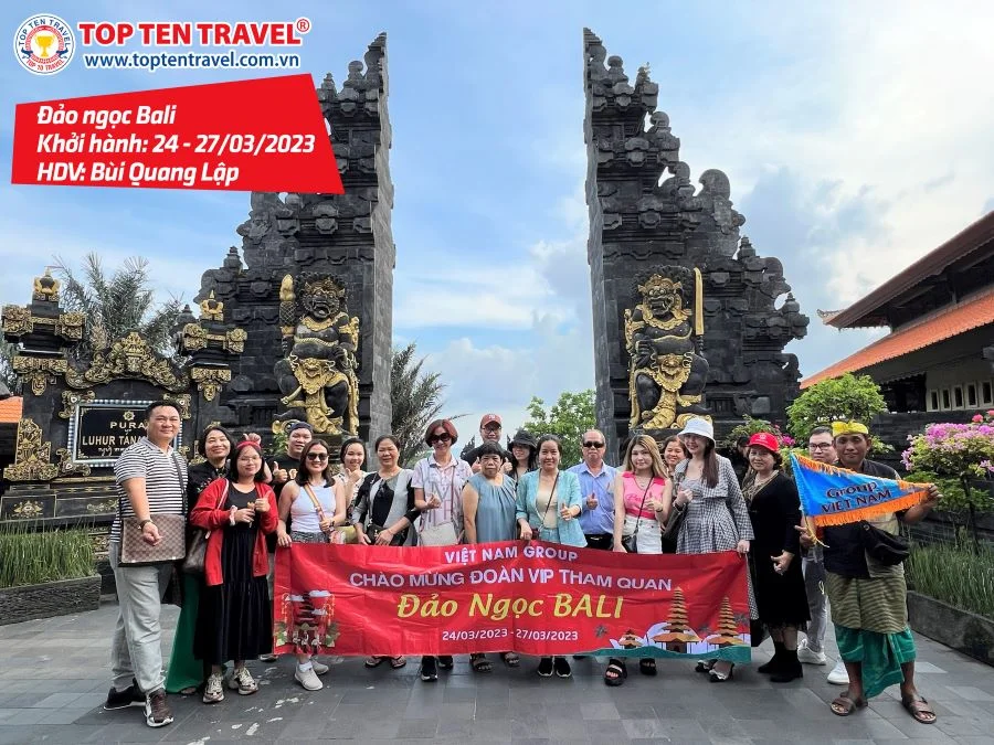 Tổng hợp hình đoàn tour du lịch khởi hành tháng 3 tại Top Ten Travel