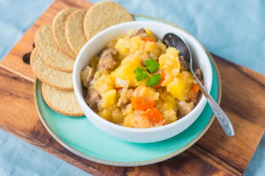 Stovies là món ngon được rất nhiều thực khách yêu thích vào mùa đông