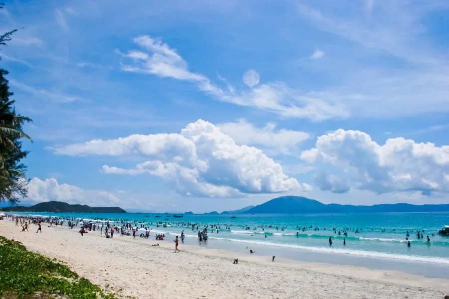 Đồ Sơn - Hải Phòng cũng là một trong những bãi biển đẹp cho chuyến du lịch mùa hè