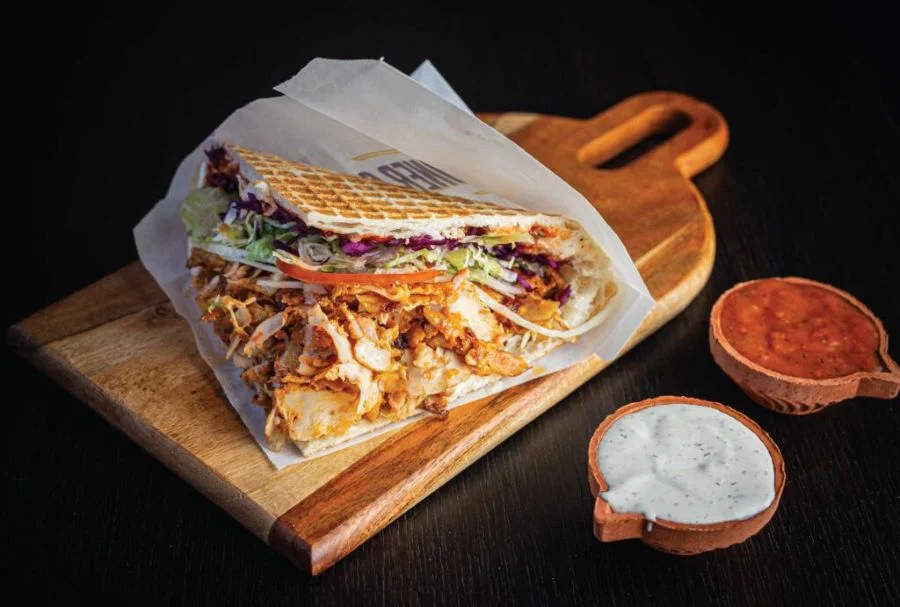 Bánh mì Doner Kebab chiếm lấy trái tim của đông đảo thực khách trên khắp thế giới