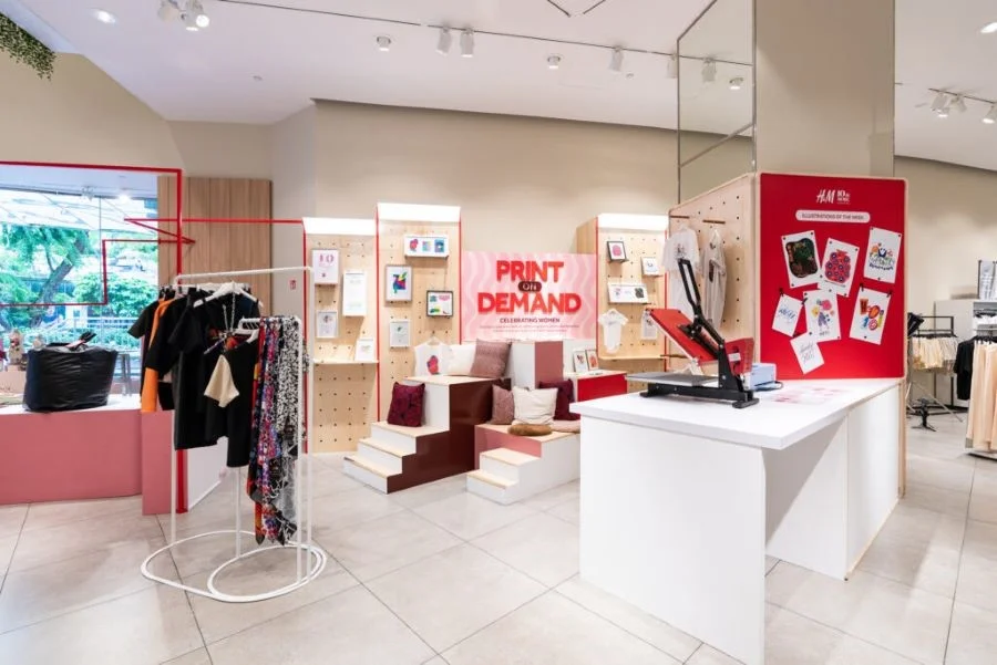 H&M thường xuyên có những chương trình ưu đãi giảm giá mạnh nhất Singapore