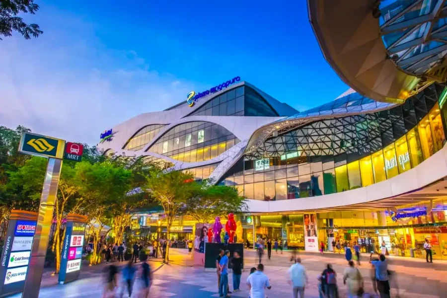Orchard Road chính là thiên đường mua sắm dành cho những tín đồ shopping chính hiệu