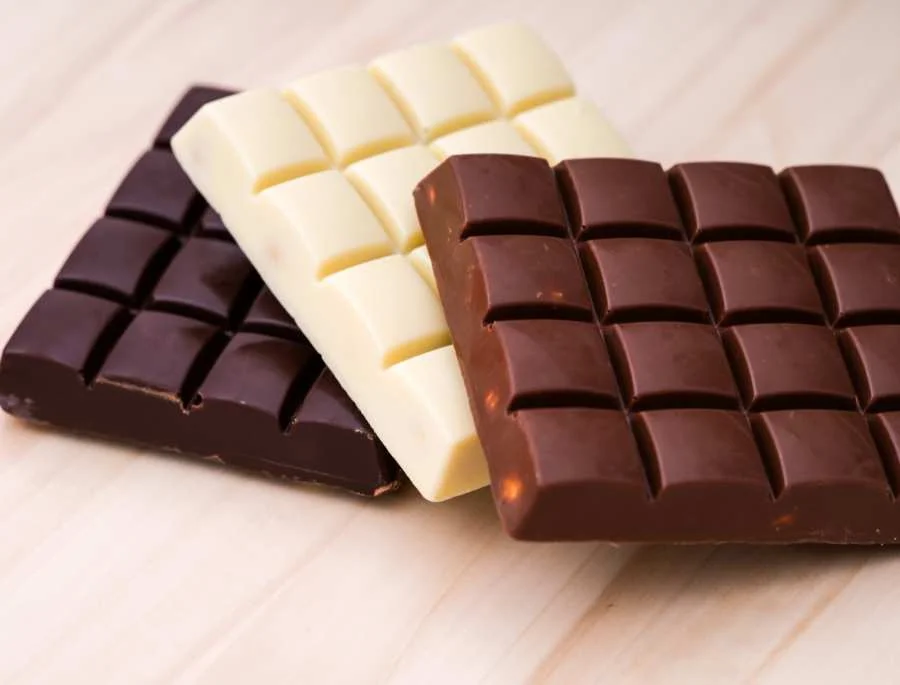 Socola sữa là sự kết hợp hài hòa giữa vị đắng của cacao và vị ngọt của sữa