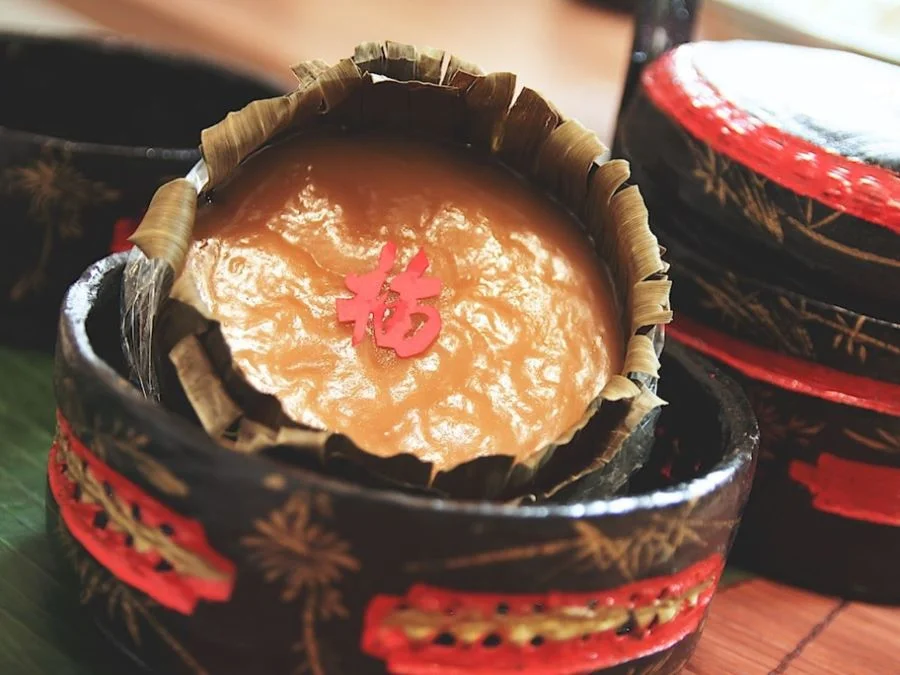 Bánh tổ hay còn được gọi là bánh Niên Cao