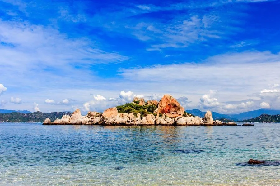 Ngắm cảnh tại Bình Ba - Nha Trang là một lựa chọn hết sức lý tưởng