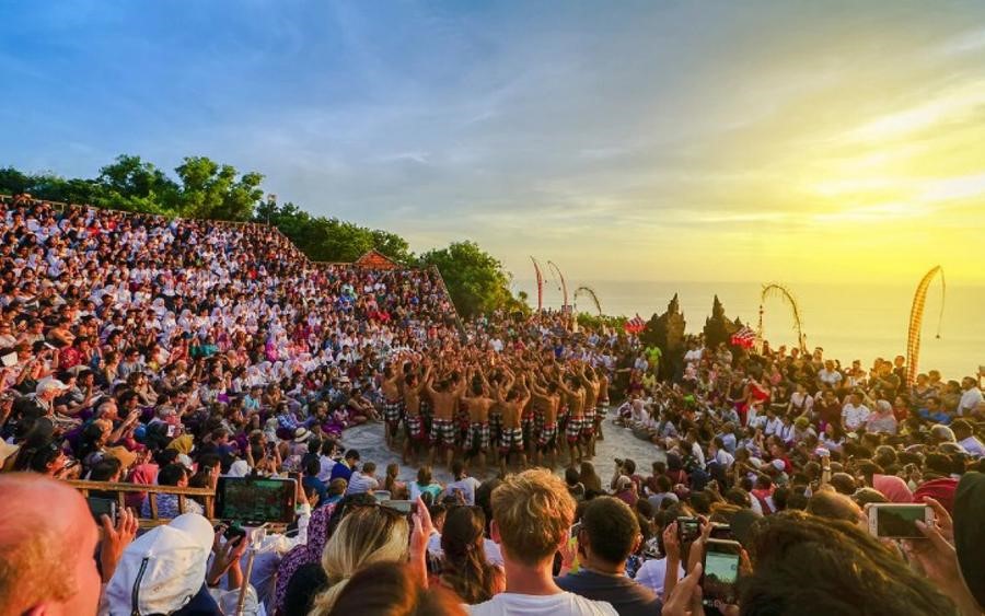 Các lễ hội độc đáo của Bali diễn ra vào mùa hè
