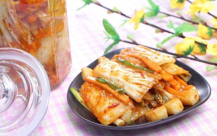 Kim chi giúp các món ăn chính thêm phần đậm đà