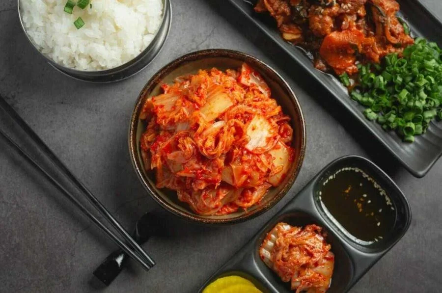 Các nguyên liệu cần chuẩn bị để làm món kim chi rất đơn giản