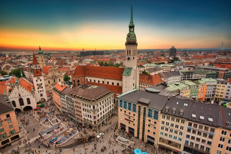 Bước chân đến Munich, bạn như lạc bước vào một xứ sở cổ tích giữa lòng nước Đức hiện đại
