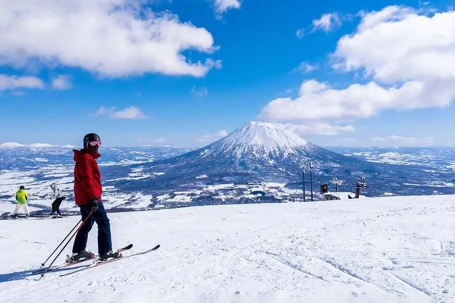 Hokkaido vào mùa đông vô cùng hấp dẫn với những trò chơi mạo hiểm