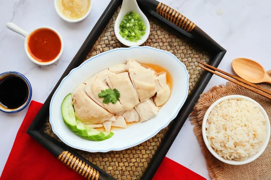 Cơm gà Hải Nam thơm ngon, bắt mắt, đầy đủ dinh dưỡng