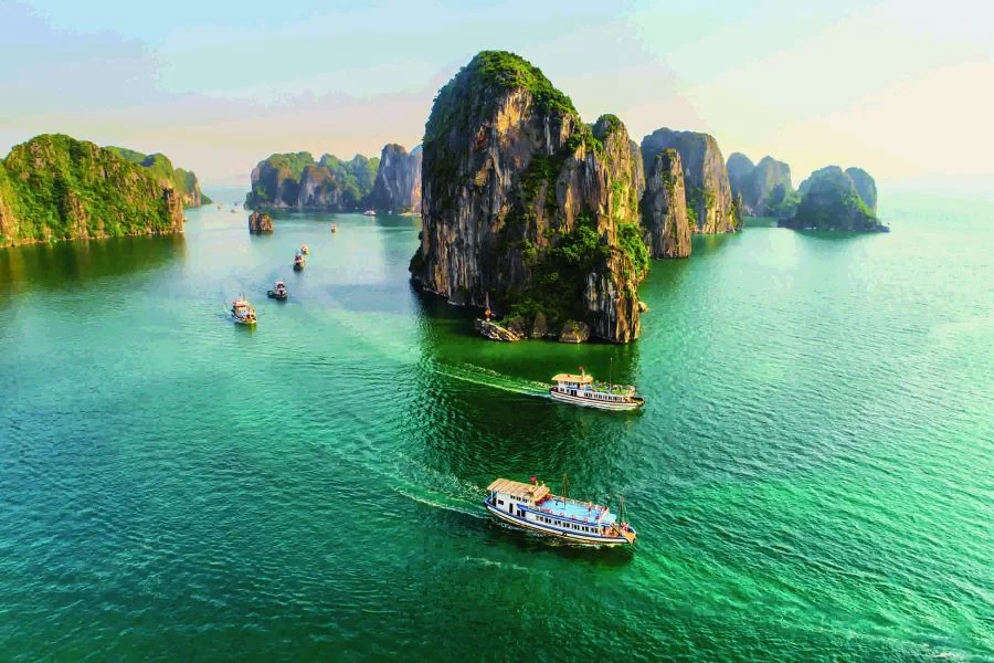 Vịnh Hạ Long được công nhận 1 trong 7 kỳ quan của thế giới
