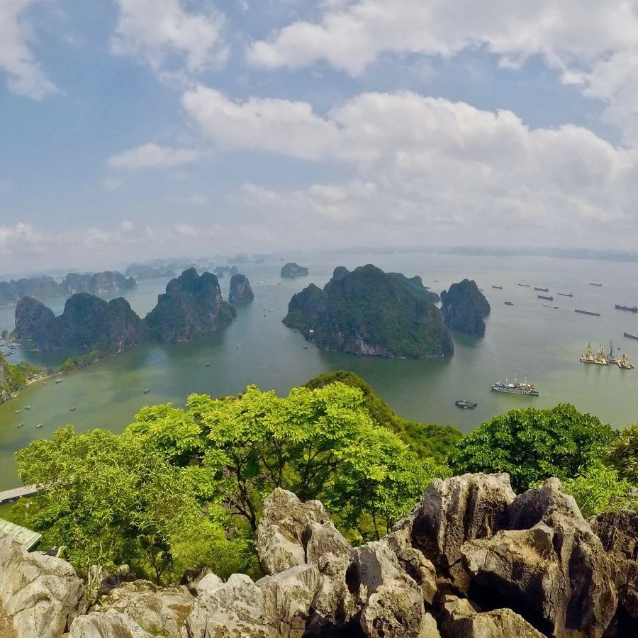 Chiếc view cực đỉnh được nhìn từ Núi Bài Thơ