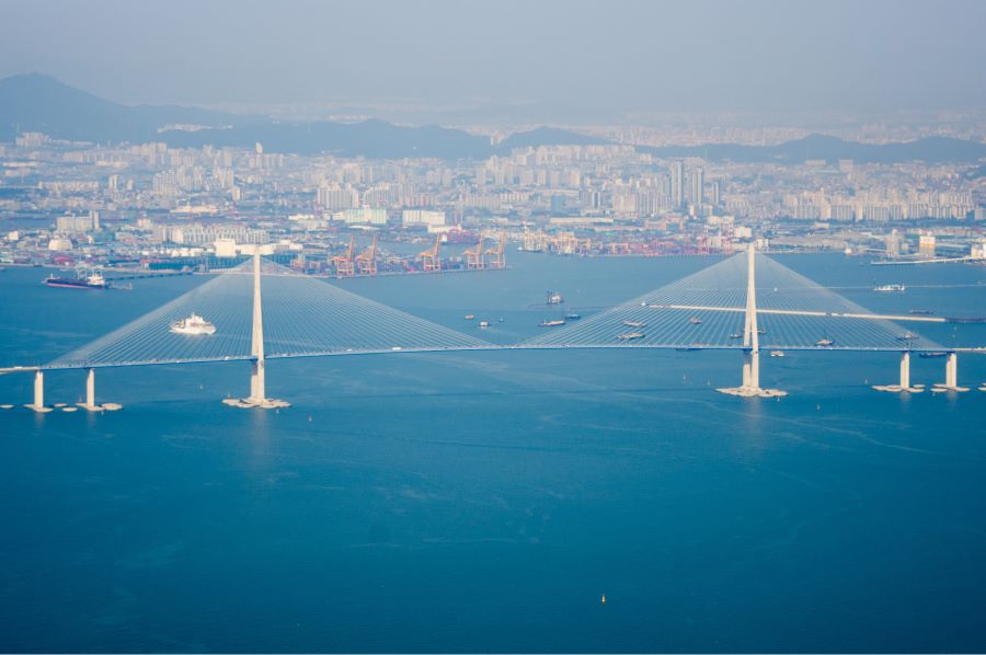 Cầu Incheon, một trong những biểu tượng hiện đại của thành phố cảng Incheon