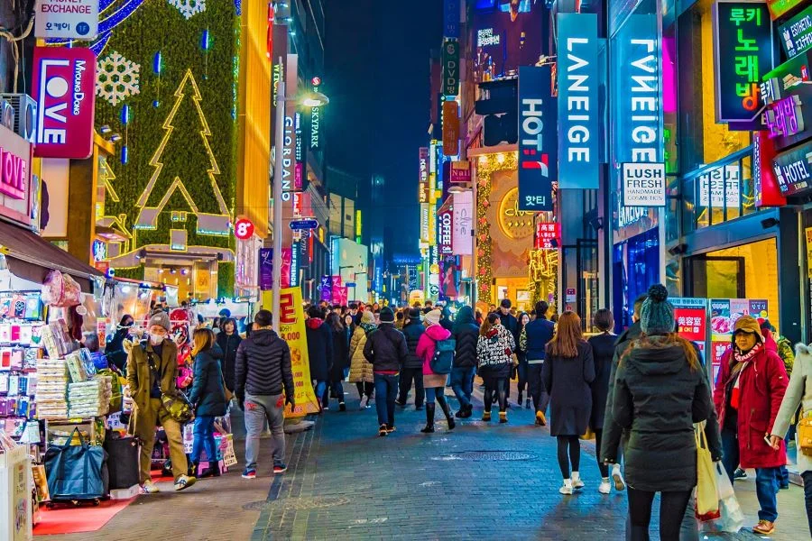 Dongdaemun chính là điểm đến không thể bỏ qua cho bất kỳ du khách nào đặt chân đến Seoul